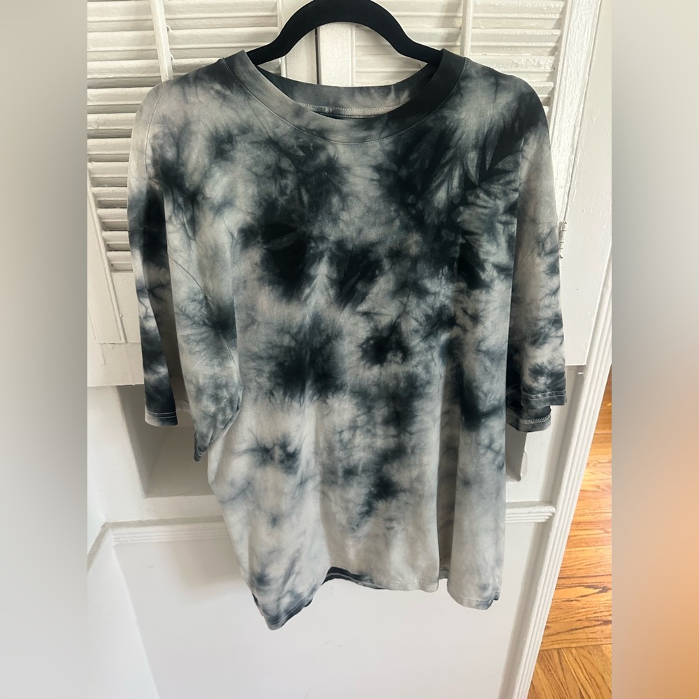 Topman Tie-Dye Blue and White Tee